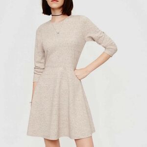 Lou & Grey Fit and Flare Interlock Crossback Dress 3/4 Sleeve in Oatmeal, Sz XS
